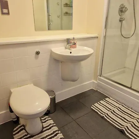 2 Bedroom Apartment Central Birmingham City Centre Exterior photo